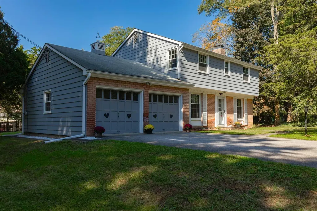 4 Elm Street Red Hook NY 12571