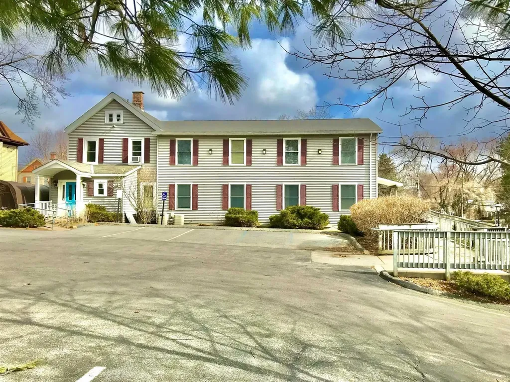 21 Fairmont Avenue Poughkeepsie NY 12603
