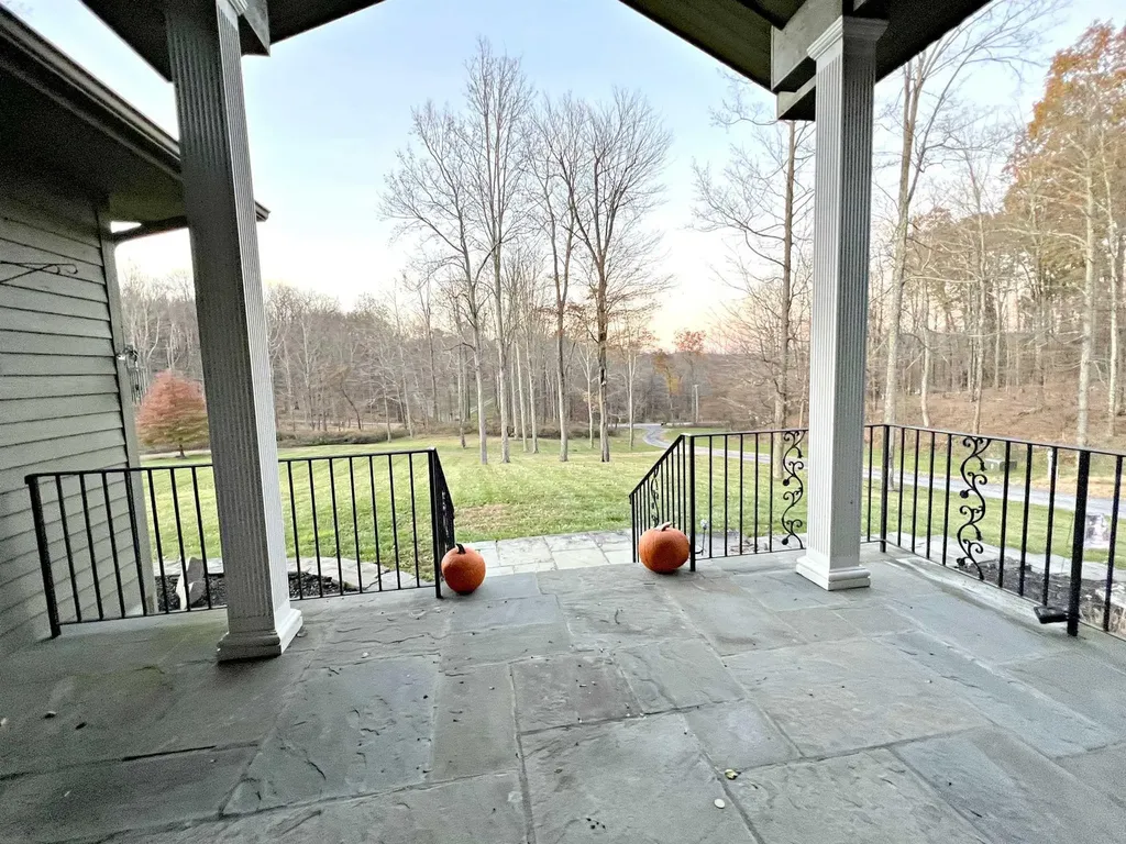 136 Nine Partners Road Staatsburg NY 12580