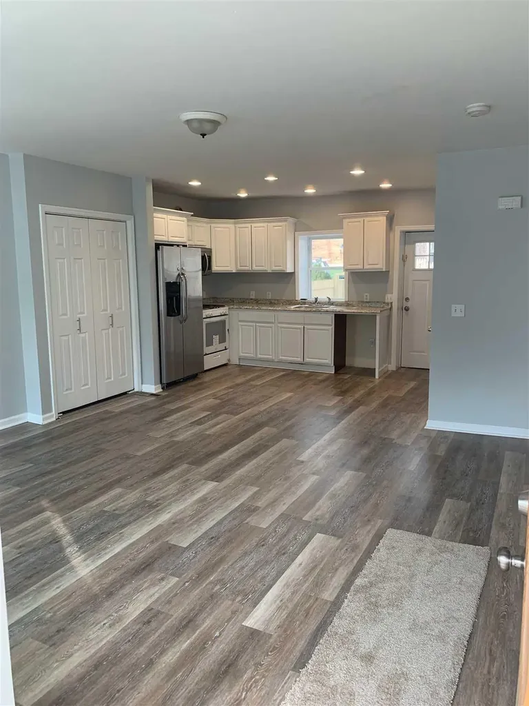 183 Mill Street Poughkeepsie NY 12601