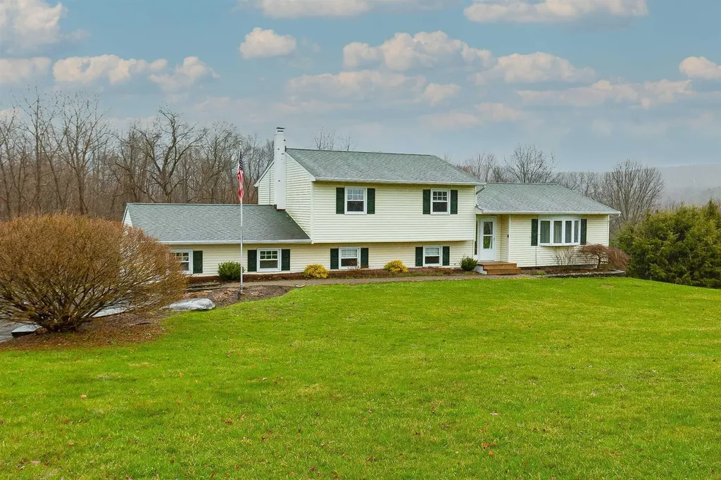 77 Beyer Drive Poughquag NY 12570