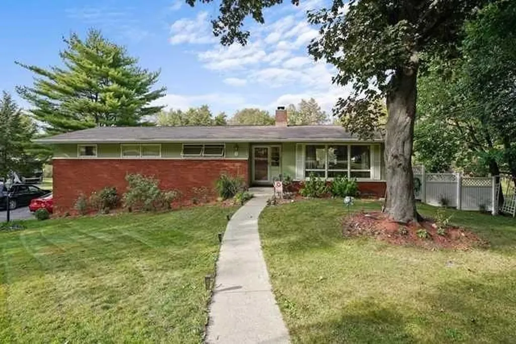 2 High Point Drive Poughkeepsie NY 12603