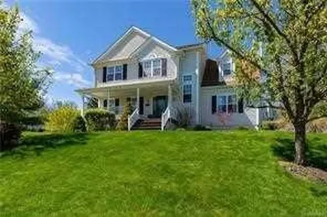 46 Van Scoy Road Poughquag NY 12570
