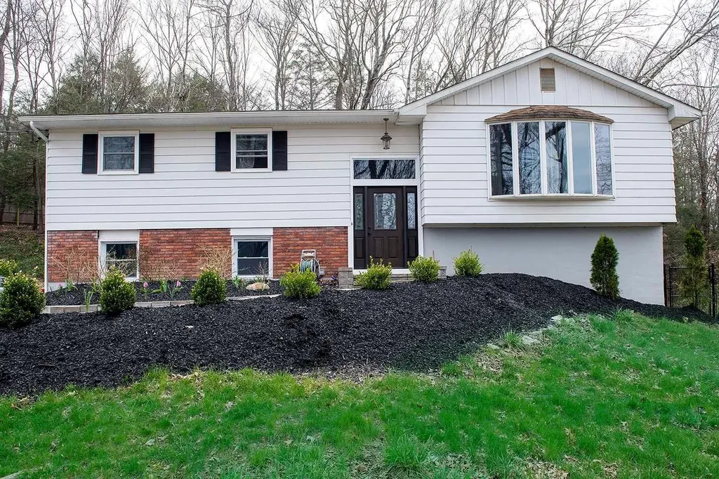 148 Ernest Road Stanfordville NY 12581