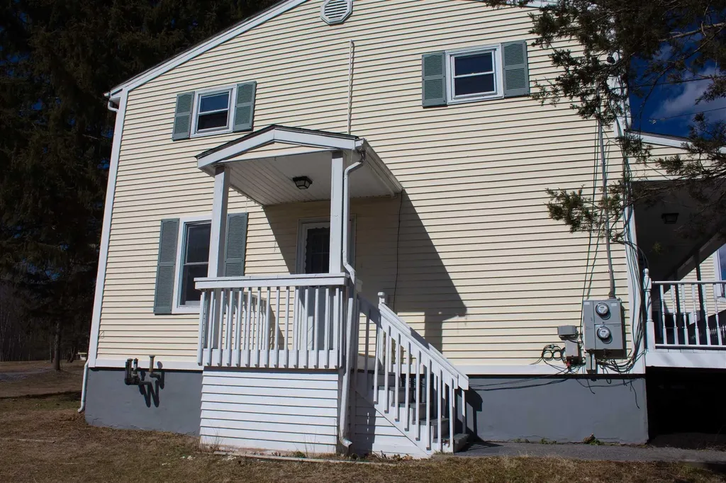 173 Cardinal Road Hyde Park NY 12538