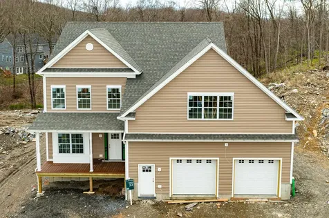 35 Brooke Court Poughkeepsie NY 12603