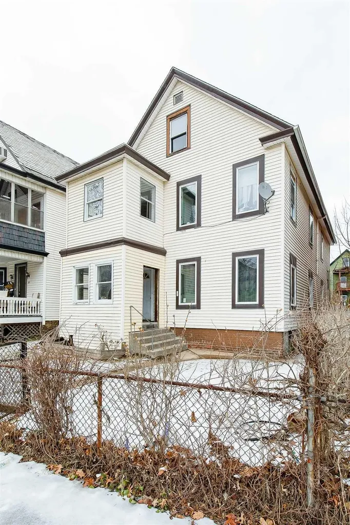 27 Lexington Avenue Poughkeepsie NY 12601