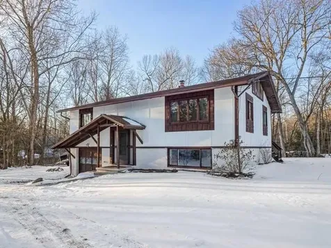 13 Holt Road W Hyde Park NY 12538