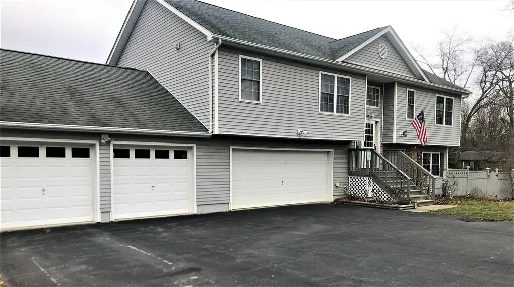 3 Bethlehem Place Poughkeepsie NY 12603