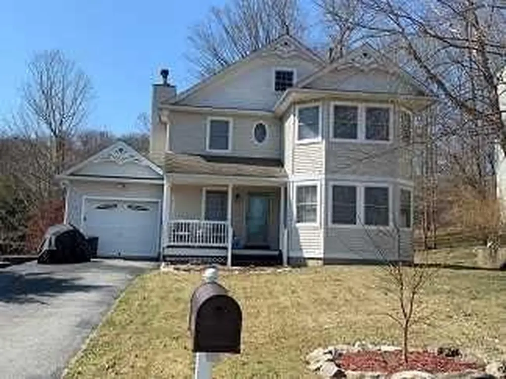 21 Baxter Road Pawling NY 12564