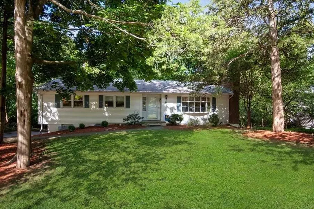 9 Horizon Hill Drive Poughkeepsie NY 12603