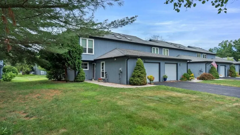 2 North Loop Rhinebeck NY 12572