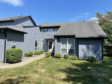 36 North Loop Rhinebeck NY 12572