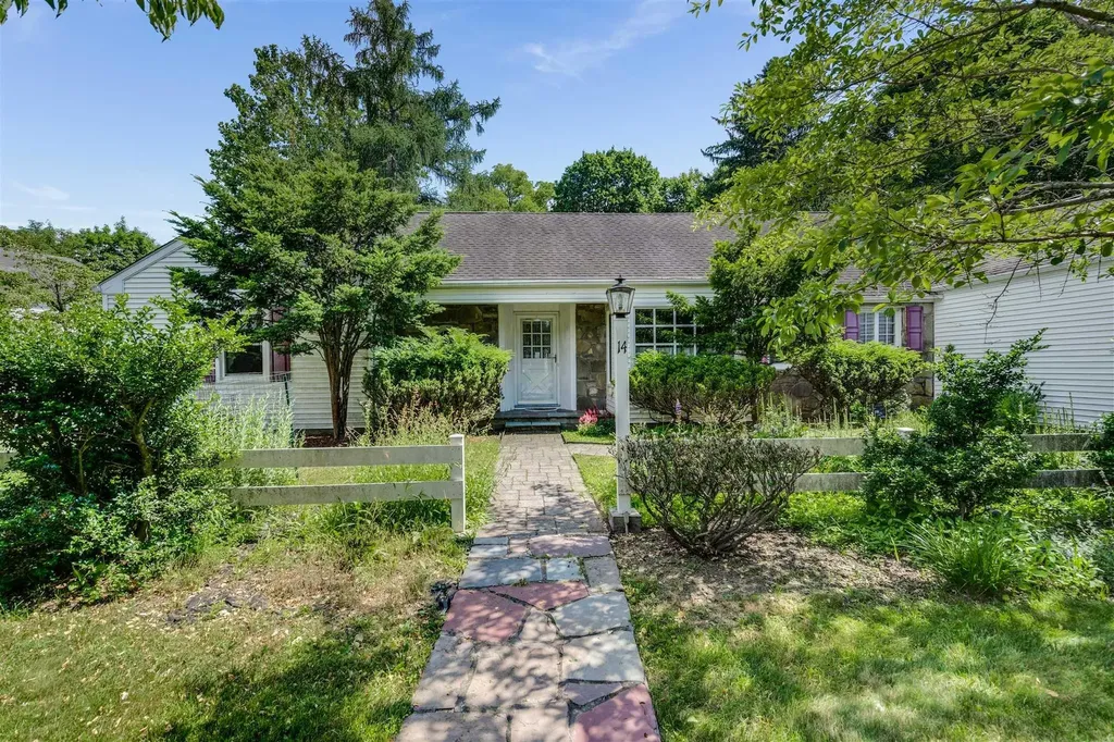 14 Alden Road Poughkeepsie NY 12603
