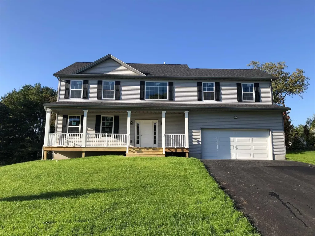 61 Kensington Lane Poughkeepsie NY 12603