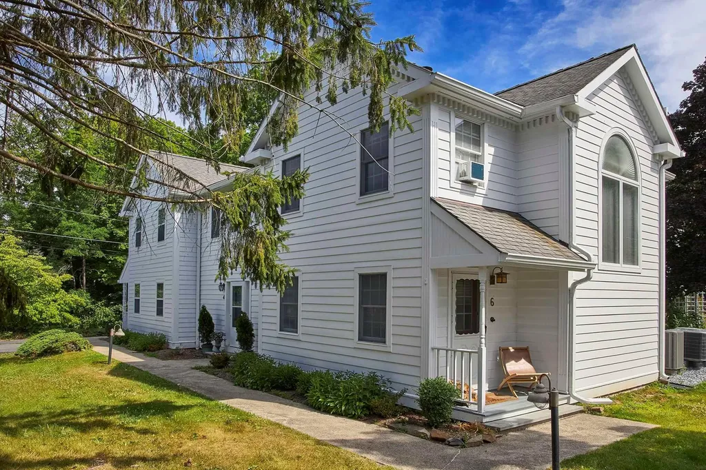 6 Asher Road Rhinebeck NY 12572