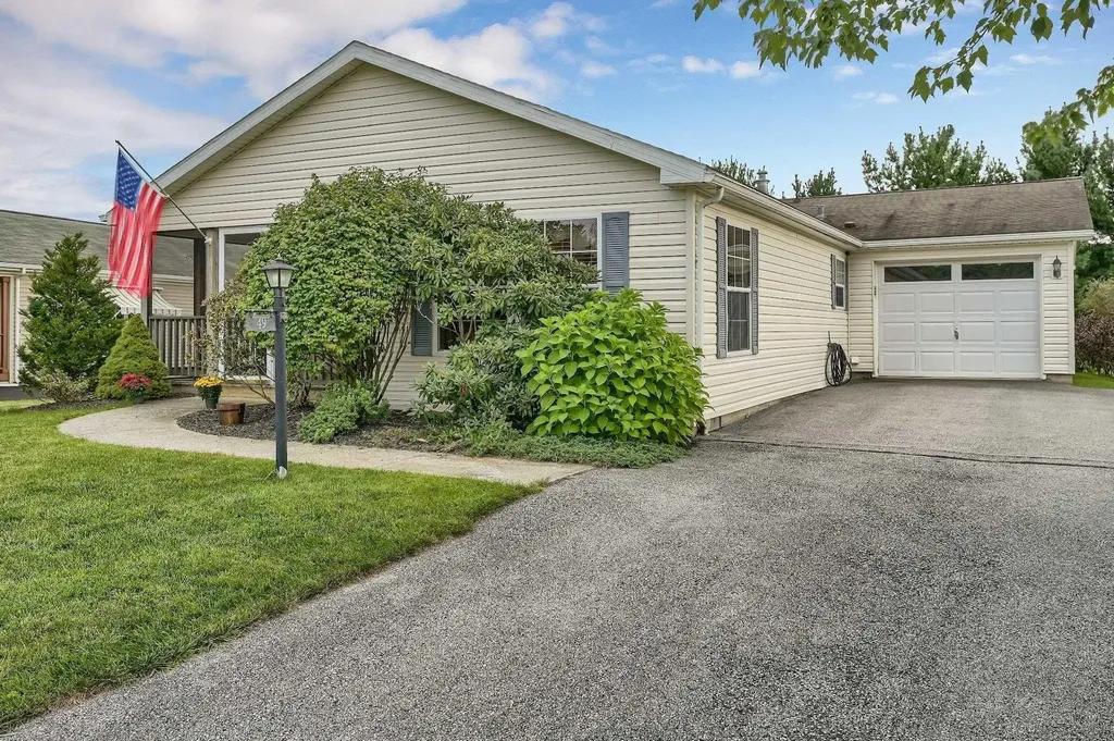 49 Vero Drive Poughkeepsie NY 12603