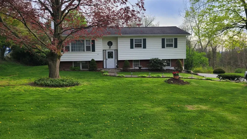 9 Caudie Drive Poughkeepsie NY 12603