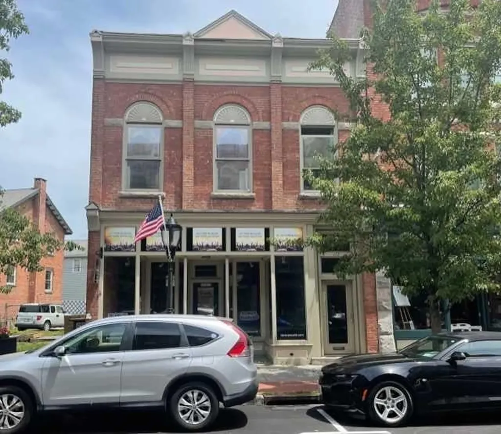172 Main Street Beacon NY 12508