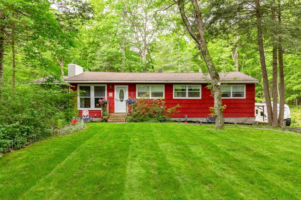 80 Roosevelt Road Hyde Park NY 12538