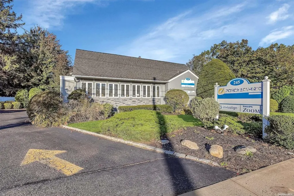 245 Bay Shore Road Bay Shore NY 11706
