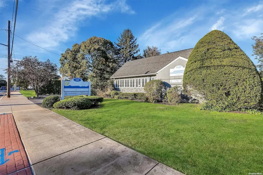 245 Bay Shore Road Bay Shore NY 11706