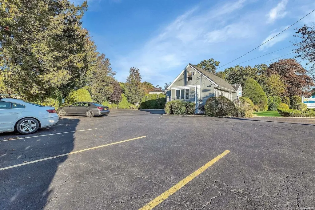 245 Bay Shore Road Bay Shore NY 11706