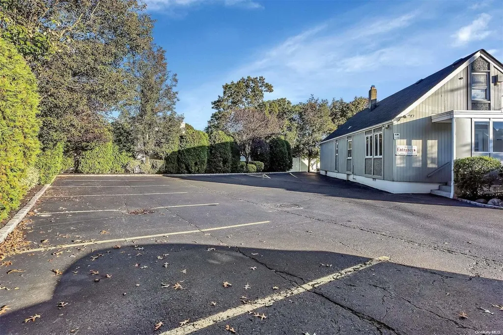245 Bay Shore Road Bay Shore NY 11706
