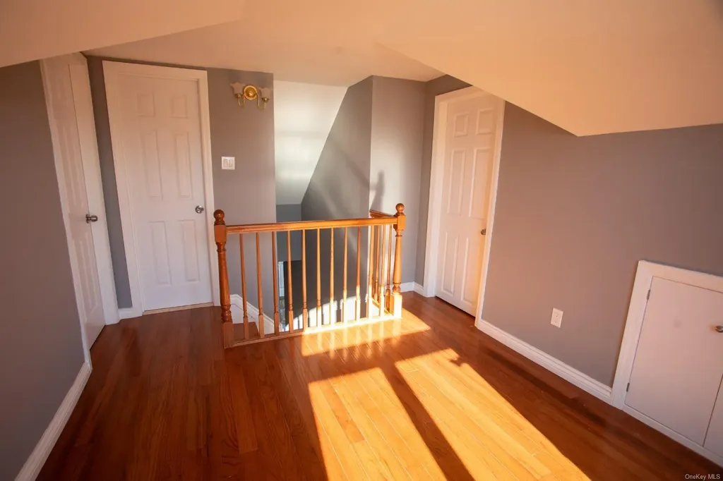 13 Hemlock Street Islip NY 11751