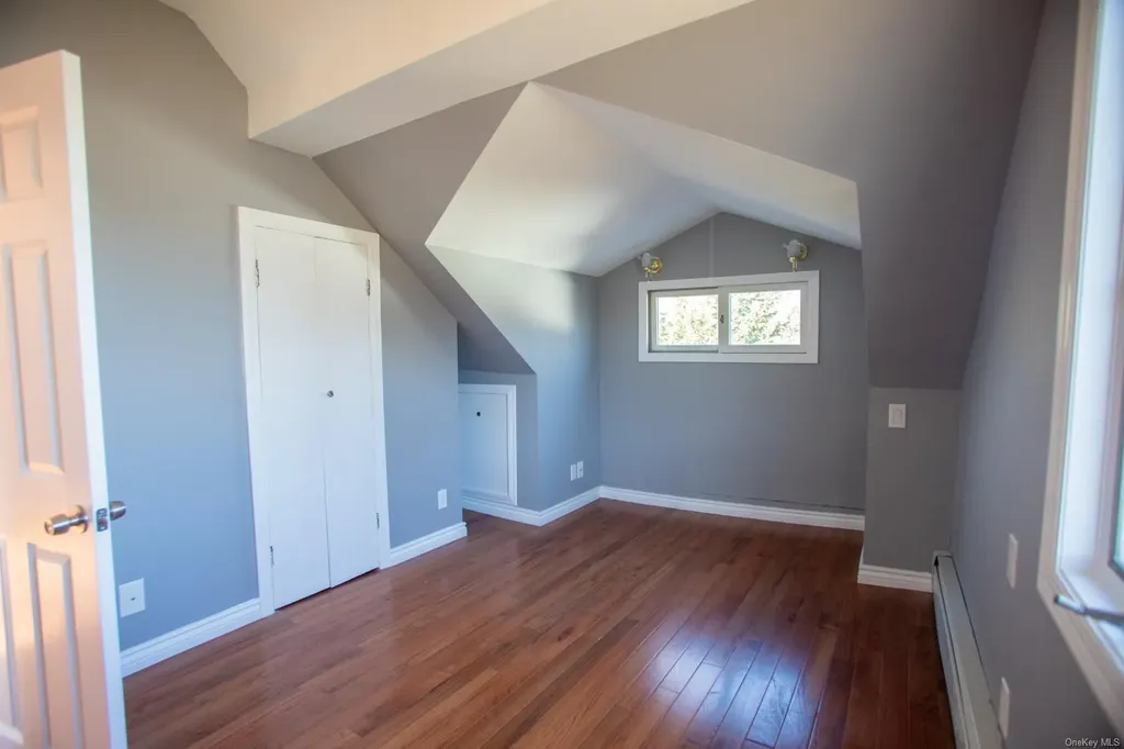 13 Hemlock Street Islip NY 11751