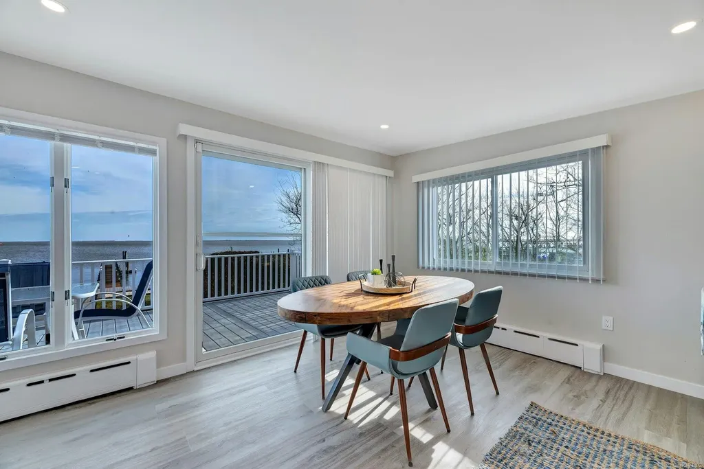 51 Oceanview Drive Mastic Beach NY 11951