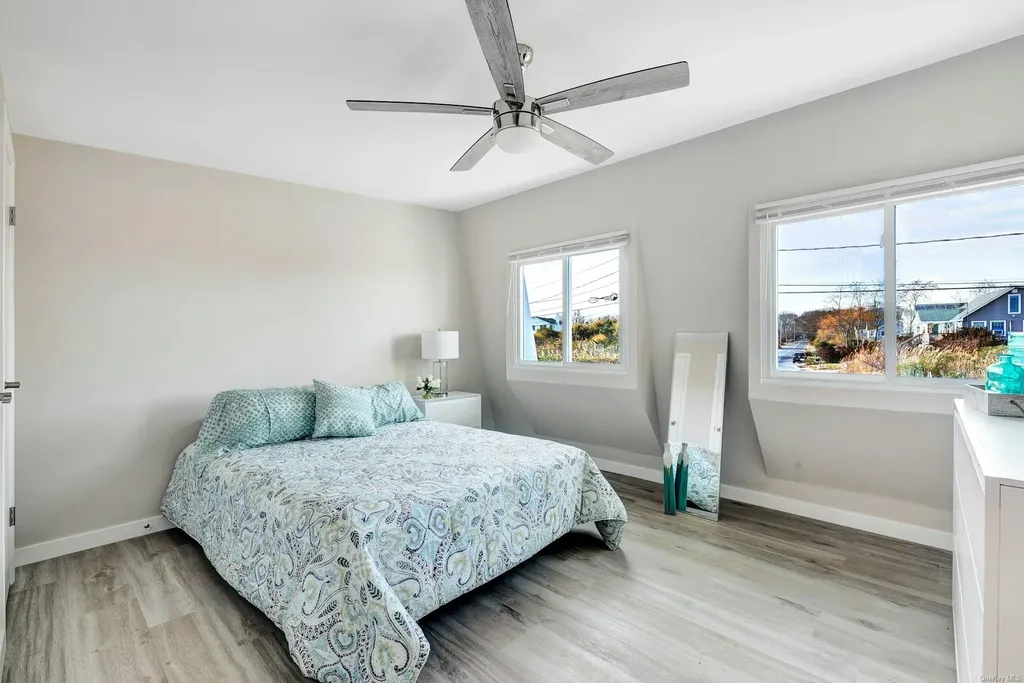 51 Oceanview Drive Mastic Beach NY 11951