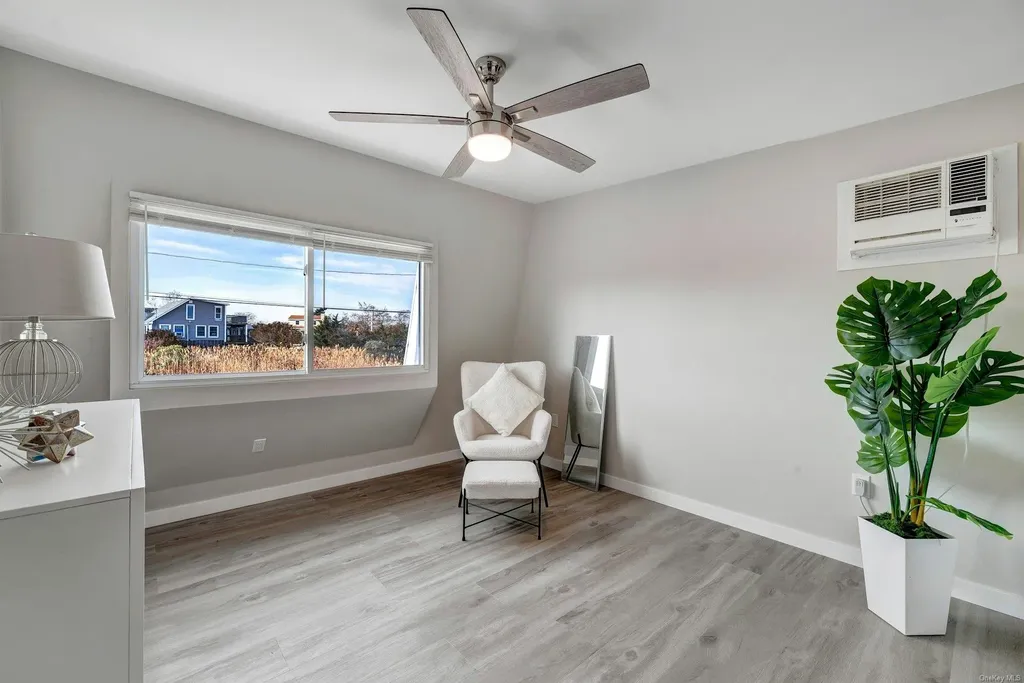 51 Oceanview Drive Mastic Beach NY 11951