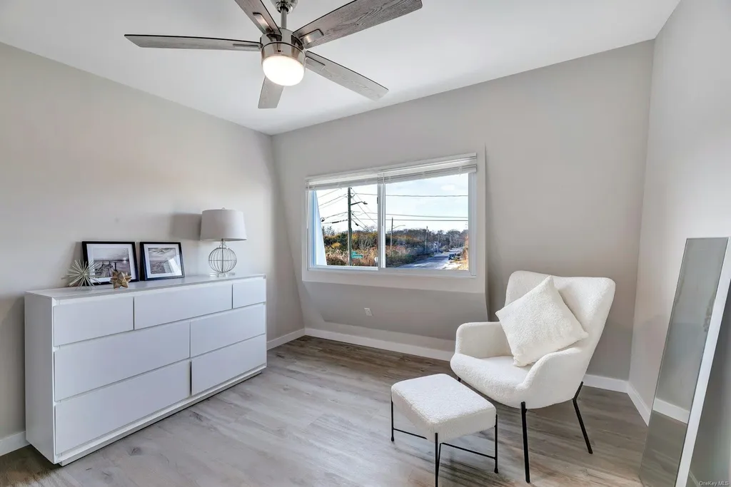51 Oceanview Drive Mastic Beach NY 11951