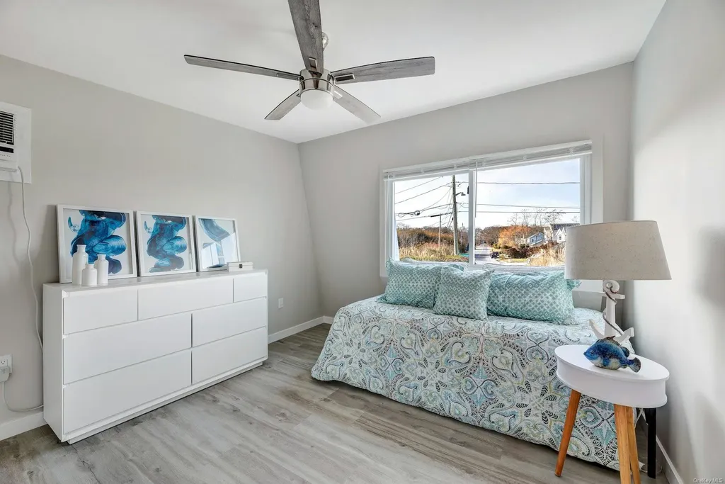 51 Oceanview Drive Mastic Beach NY 11951