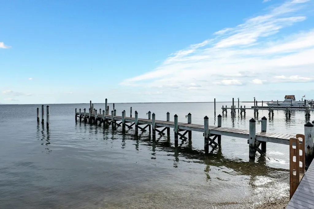 51 Oceanview Drive Mastic Beach NY 11951
