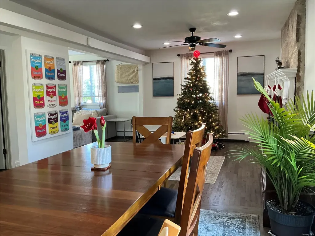 98 Forrest Avenue Shirley NY 11967