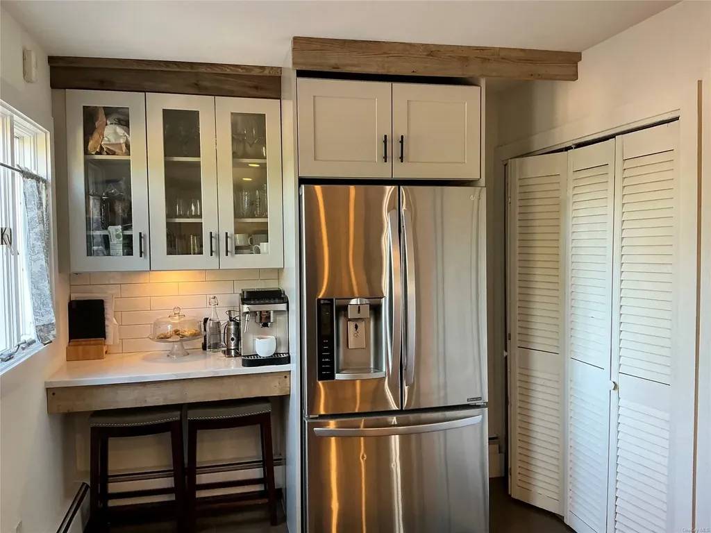 98 Forrest Avenue Shirley NY 11967