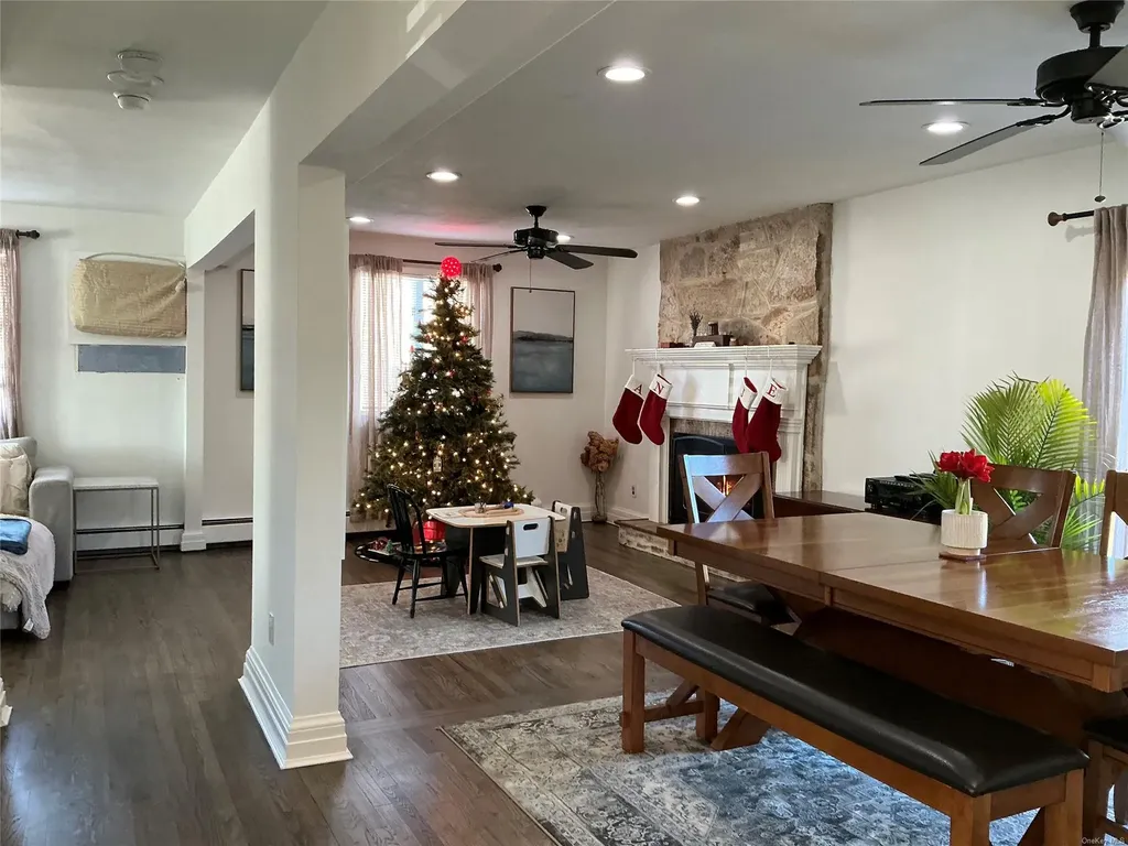 98 Forrest Avenue Shirley NY 11967