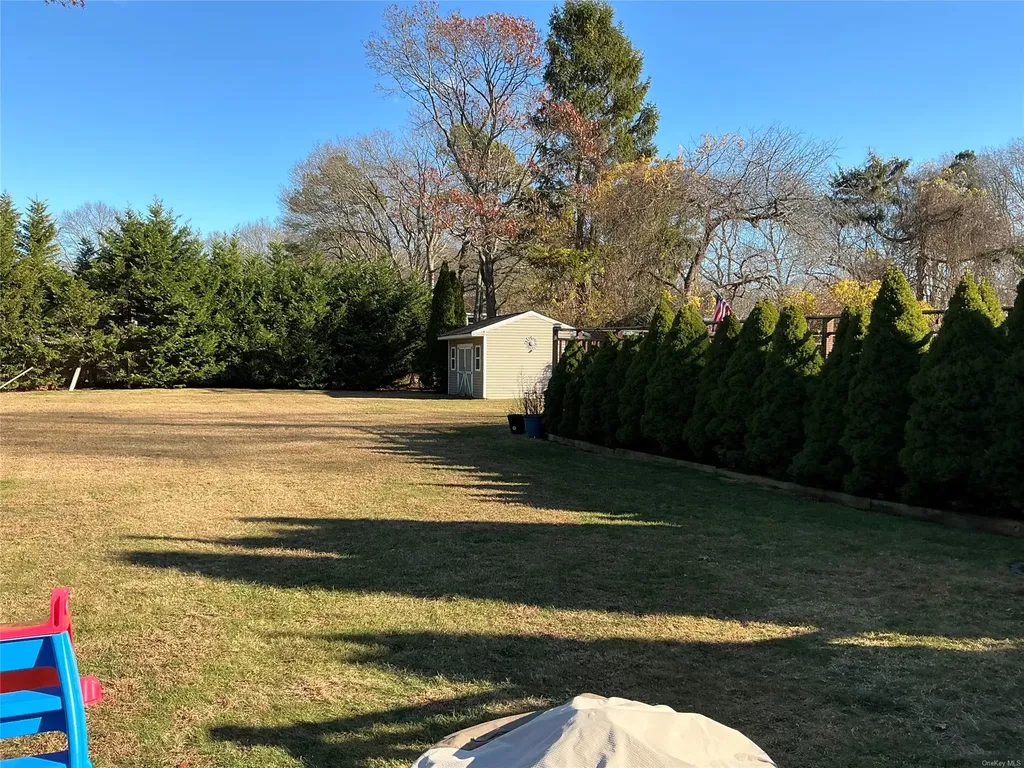 98 Forrest Avenue Shirley NY 11967