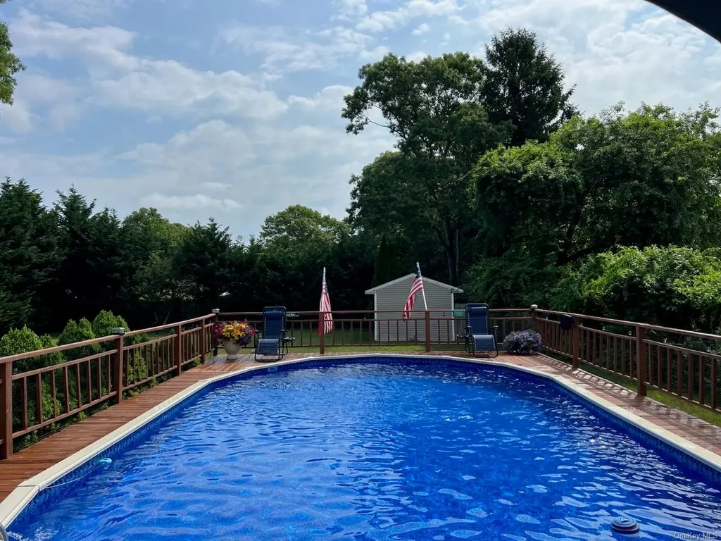 98 Forrest Avenue Shirley NY 11967