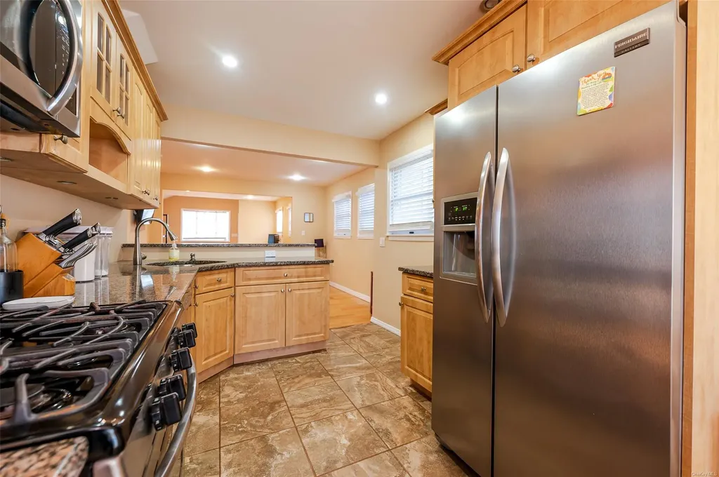 3384 Bay Front Drive Baldwin NY 11510