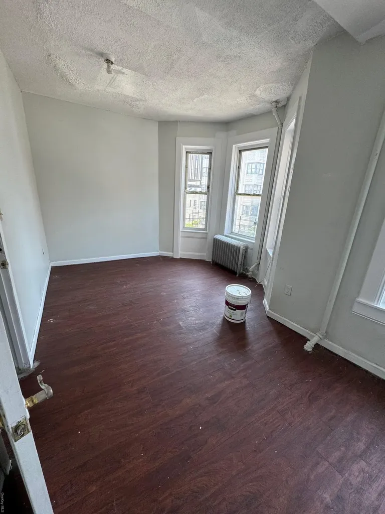 2092 Ryer Avenue Bronx NY 10457