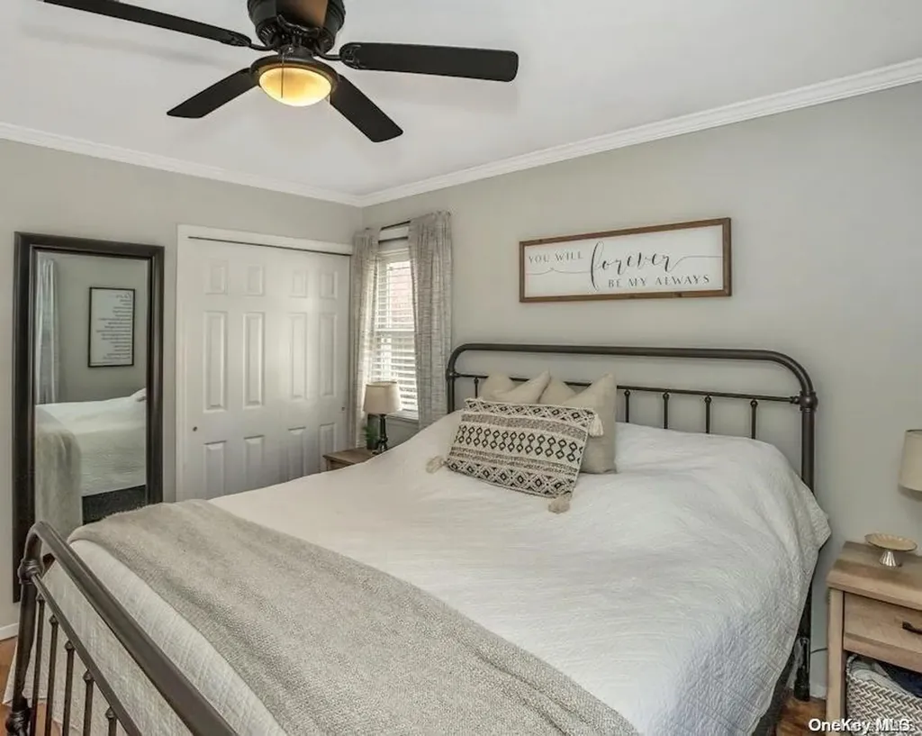 6 Nehring Avenue Babylon NY 11702