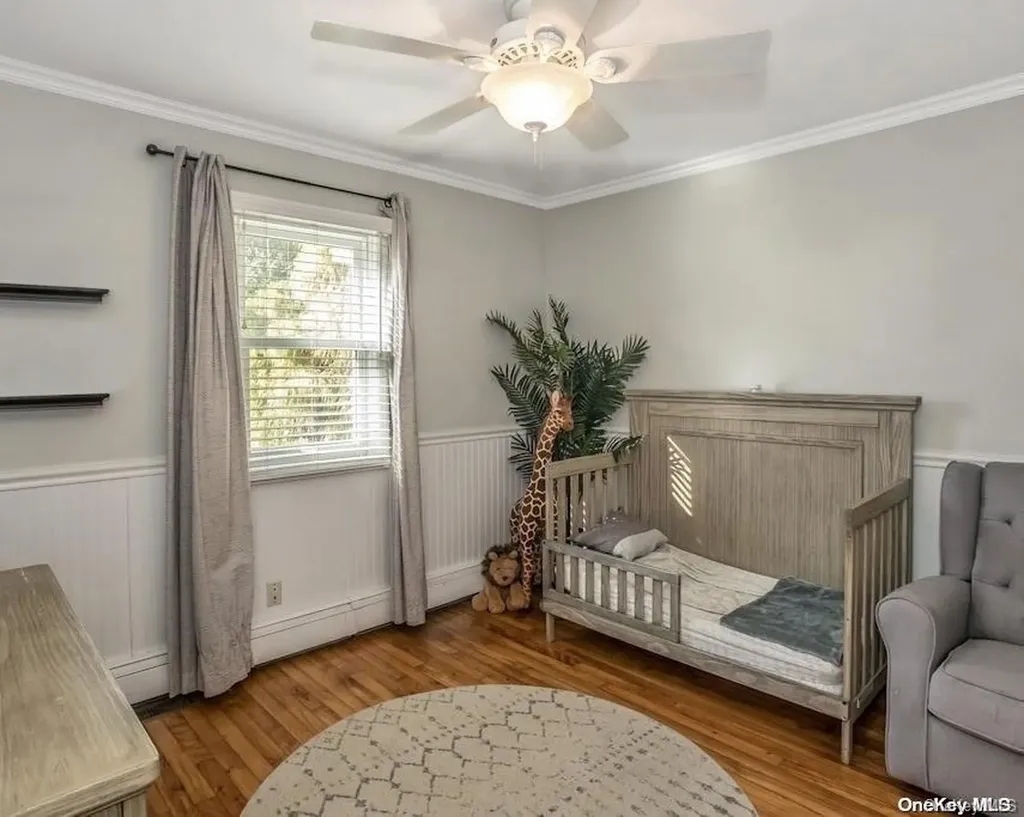 6 Nehring Avenue Babylon NY 11702