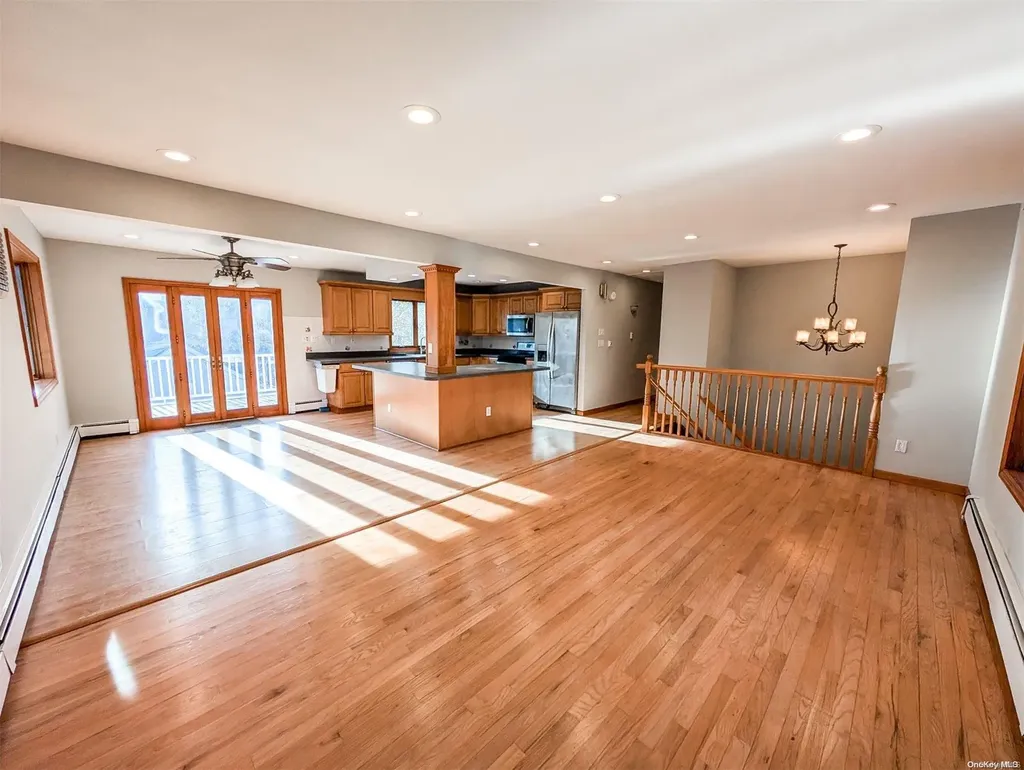 8 Sunburst Drive Rocky Point NY 11778
