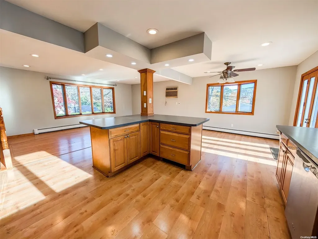 8 Sunburst Drive Rocky Point NY 11778