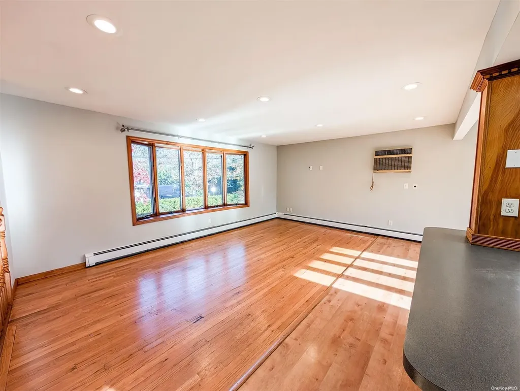 8 Sunburst Drive Rocky Point NY 11778