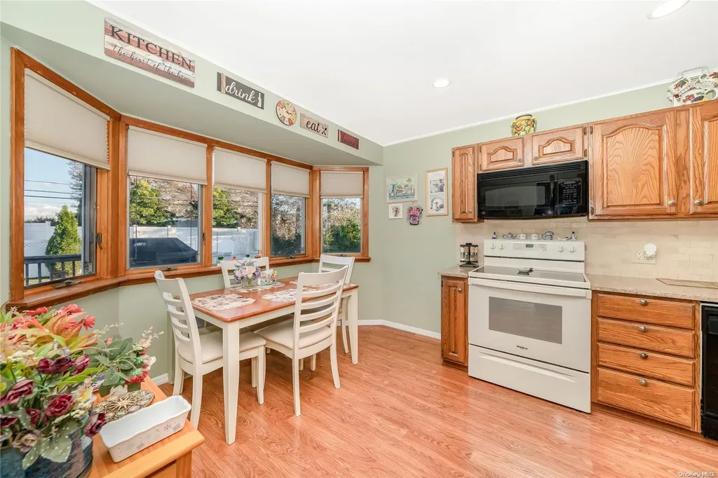 102 Bud Lane Levittown NY 11756