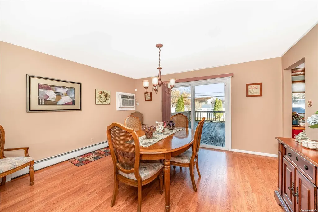102 Bud Lane Levittown NY 11756